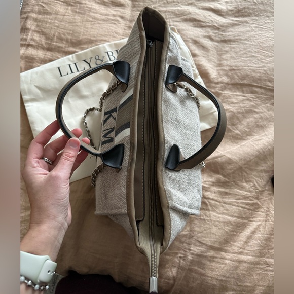 Lily & Bean canvas Tote Bag with Chain Strap monogrammed - Picture 3 of 16